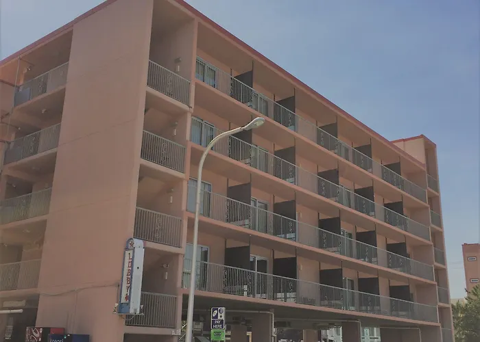 Americana Motor On Boardwalk Hotel *