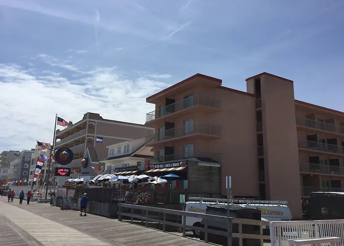 Americana Motor On Boardwalk Hotel *