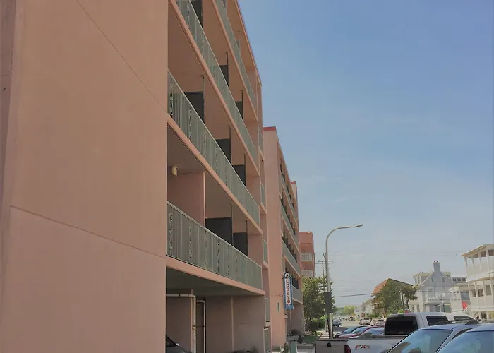 Americana Motor On Boardwalk Hotel
