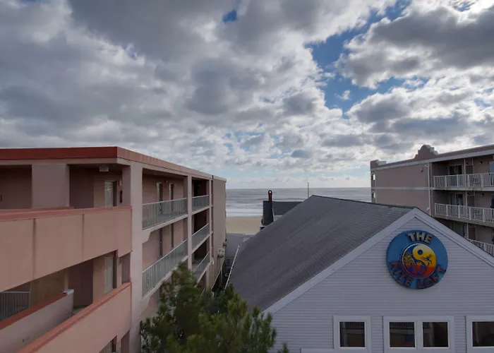 Americana Motor On Boardwalk Ocean City